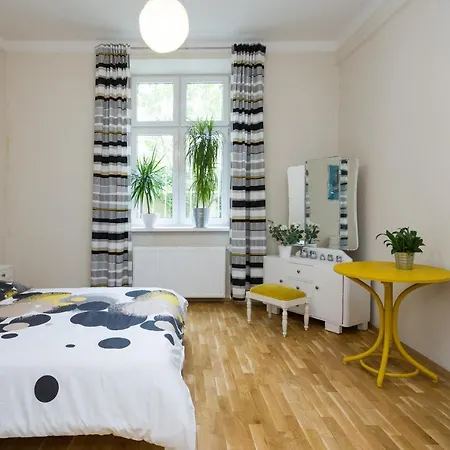 Style4rent River Bank Old Town Apartament *